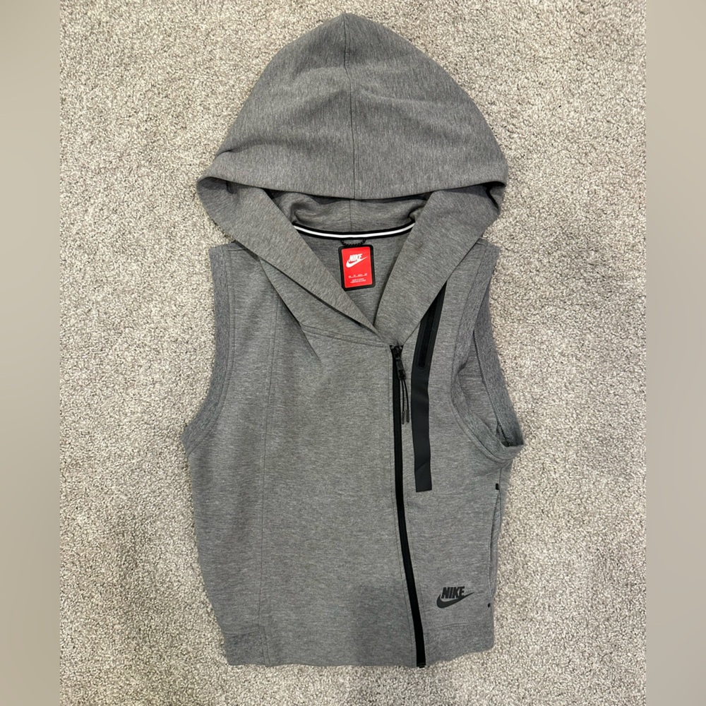 Nike Heather Gray Athletic Vest